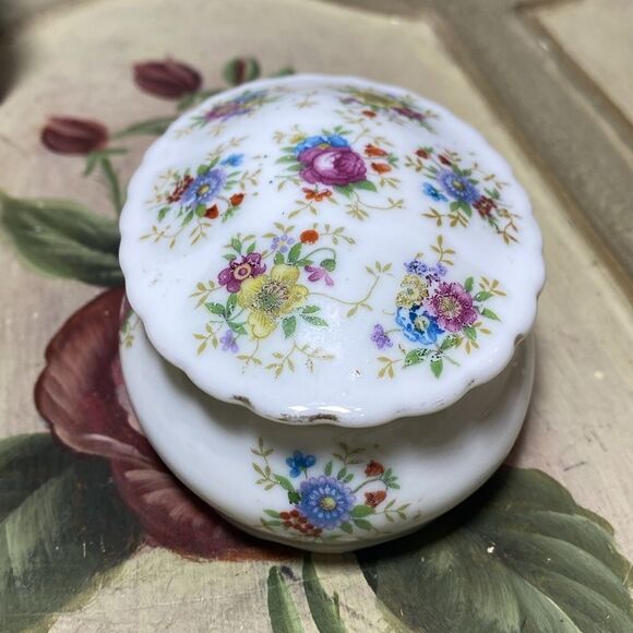 Vintage Floral Porcelain Trinket Dish Made in Japan - Picture 3 of 9